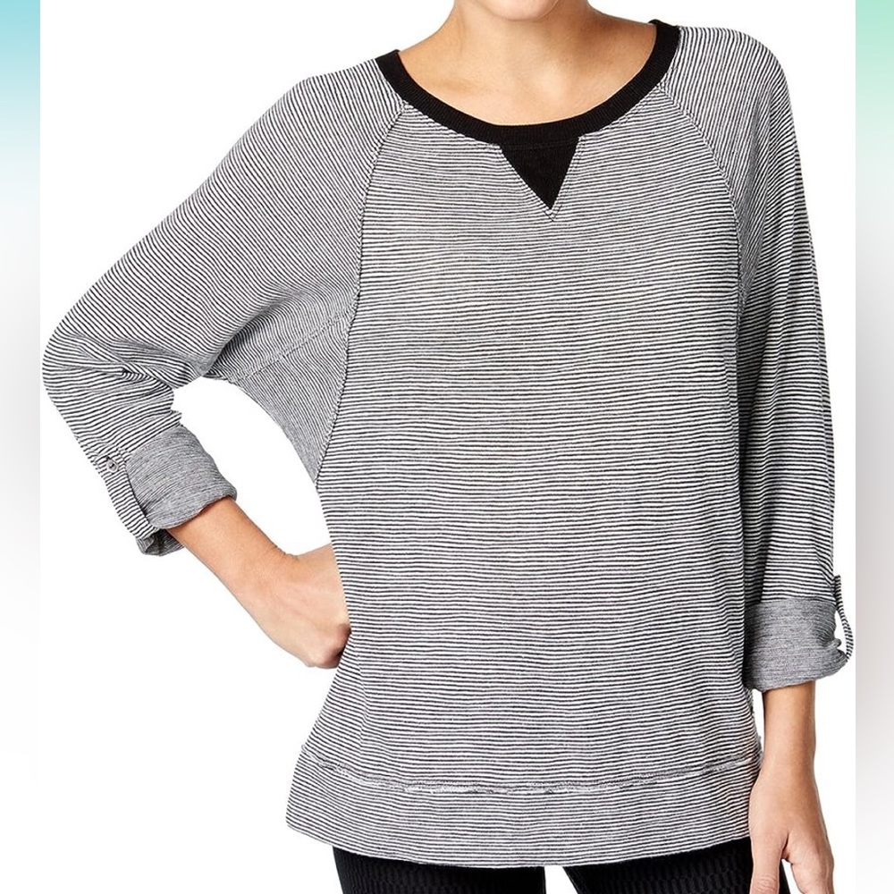 Calvin’s Klein Performance Quick Dry Athletic Pullover Top w/Adjustable Sleeves.